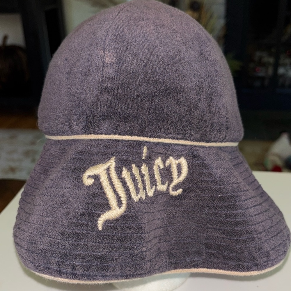 VINTAGE Y2K Juicy Couture Reversible terry cloth Bucket Hat 90s